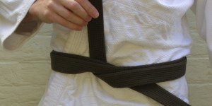 Tying your belt